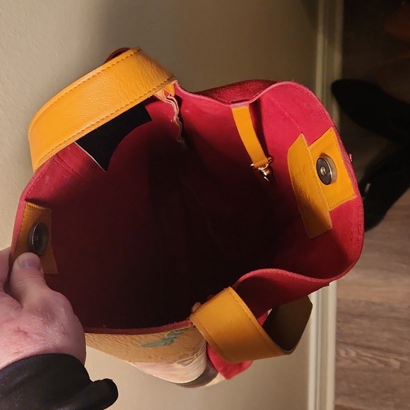 Mario Hernandez butterfly multi color leather/suede purse - Picture 4 of 7